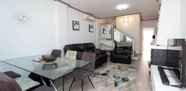 3 sovrum Hus till salu i Playa Flamenca, Orihuela med pool - 189 000 € (Ref: 10151593)