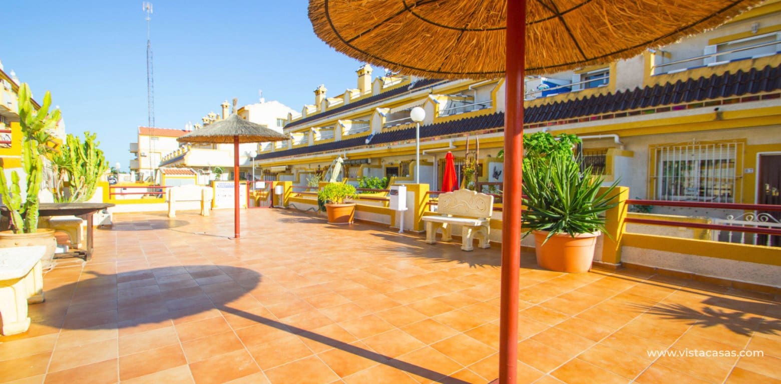 3 sovrum Hus till salu i Playa Flamenca med pool - 189 000 € (Ref: 10151593)