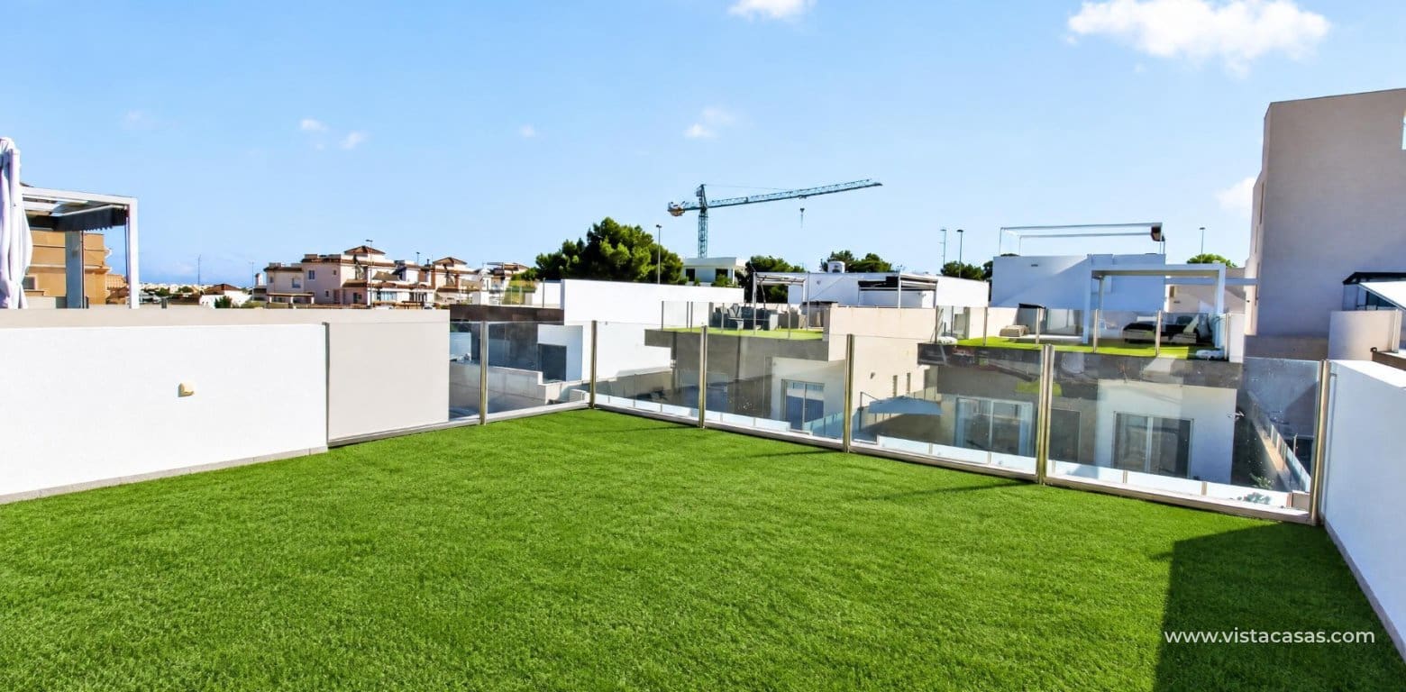 4 Zimmer Villa zu verkaufen in Villamartin mit Pool Garage - 469.995 € (Ref: 10163625)