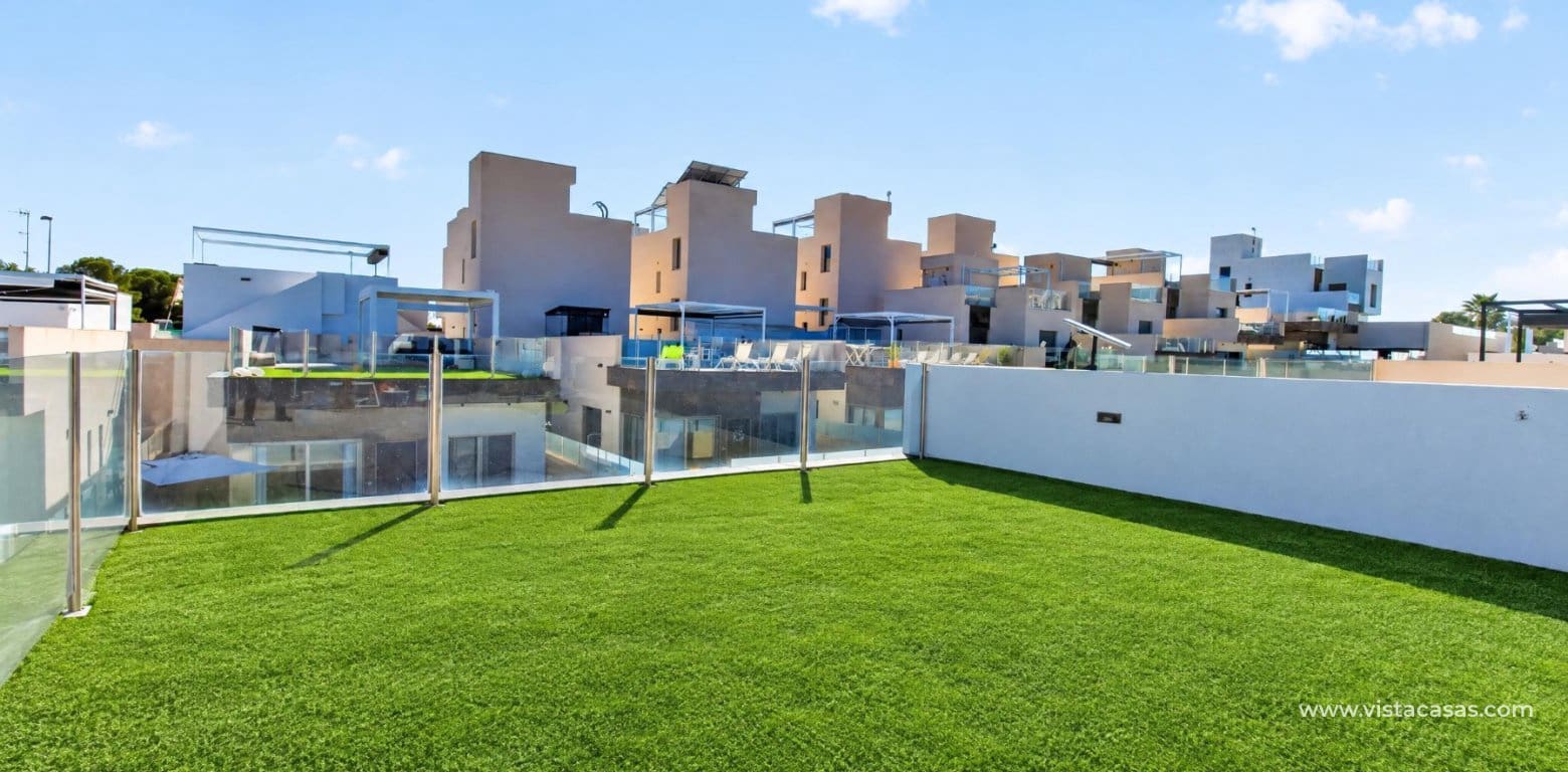 4 Zimmer Villa zu verkaufen in Villamartin mit Pool Garage - 469.995 € (Ref: 10163625)