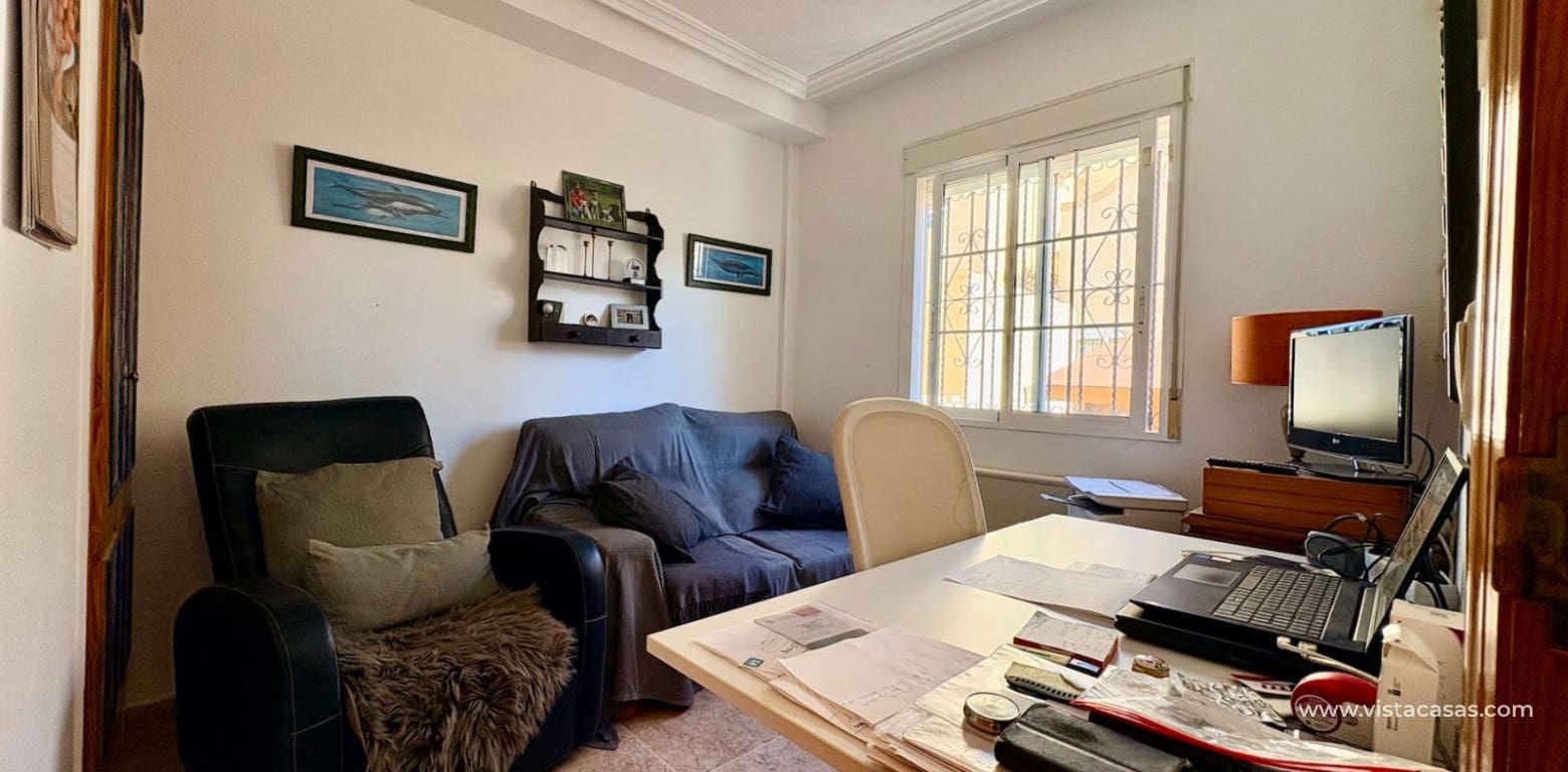 3 slaapkamer Huis te koop in Playa Flamenca met zwembad - € 220.000 (Ref: 10165364)