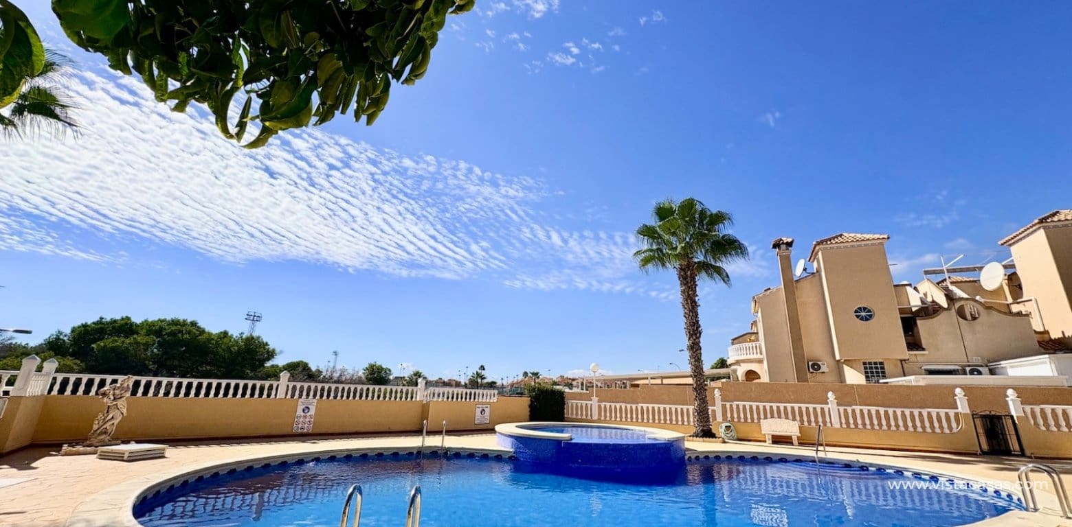 3 slaapkamer Huis te koop in Playa Flamenca met zwembad - € 220.000 (Ref: 10165364)