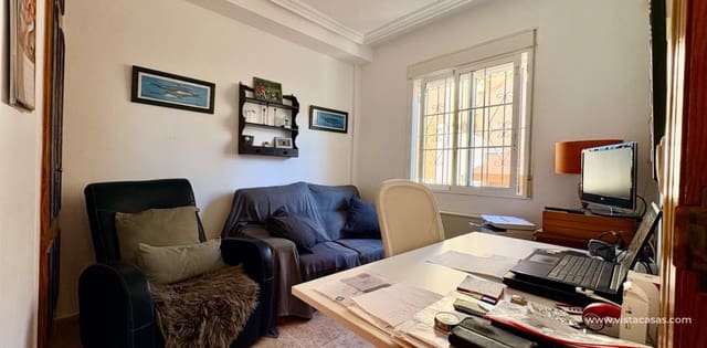 3 soverom Hus til salgs i Playa Flamenca, Orihuela med svømmebasseng - € 225 000 (Ref: 10165364)