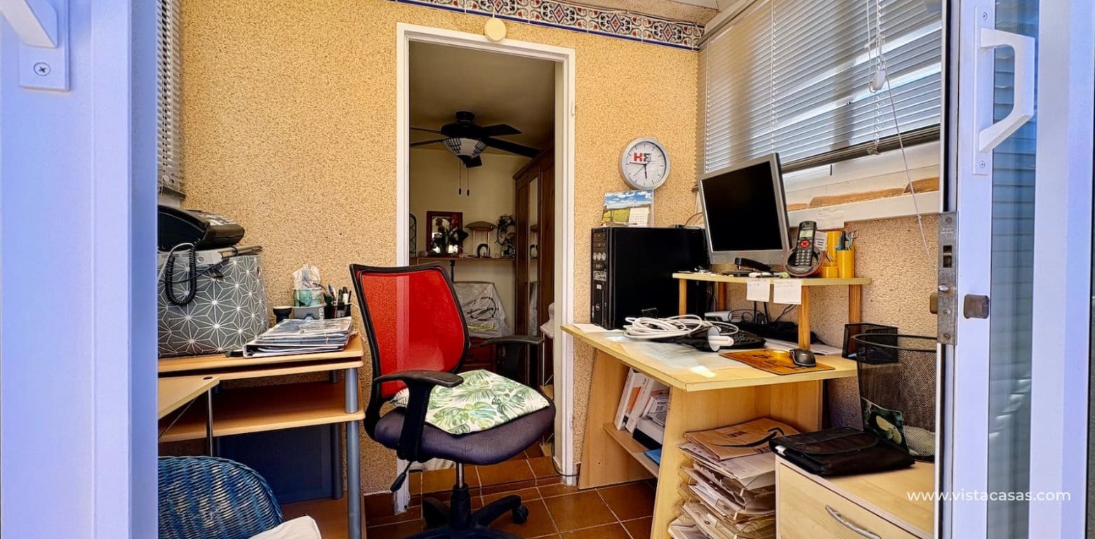 3 slaapkamer Huis te koop in Playa Flamenca met zwembad - € 220.000 (Ref: 10165364)