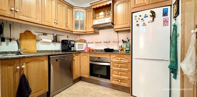 3 soverom Hus til salgs i Playa Flamenca, Orihuela med svømmebasseng - € 225 000 (Ref: 10165364)