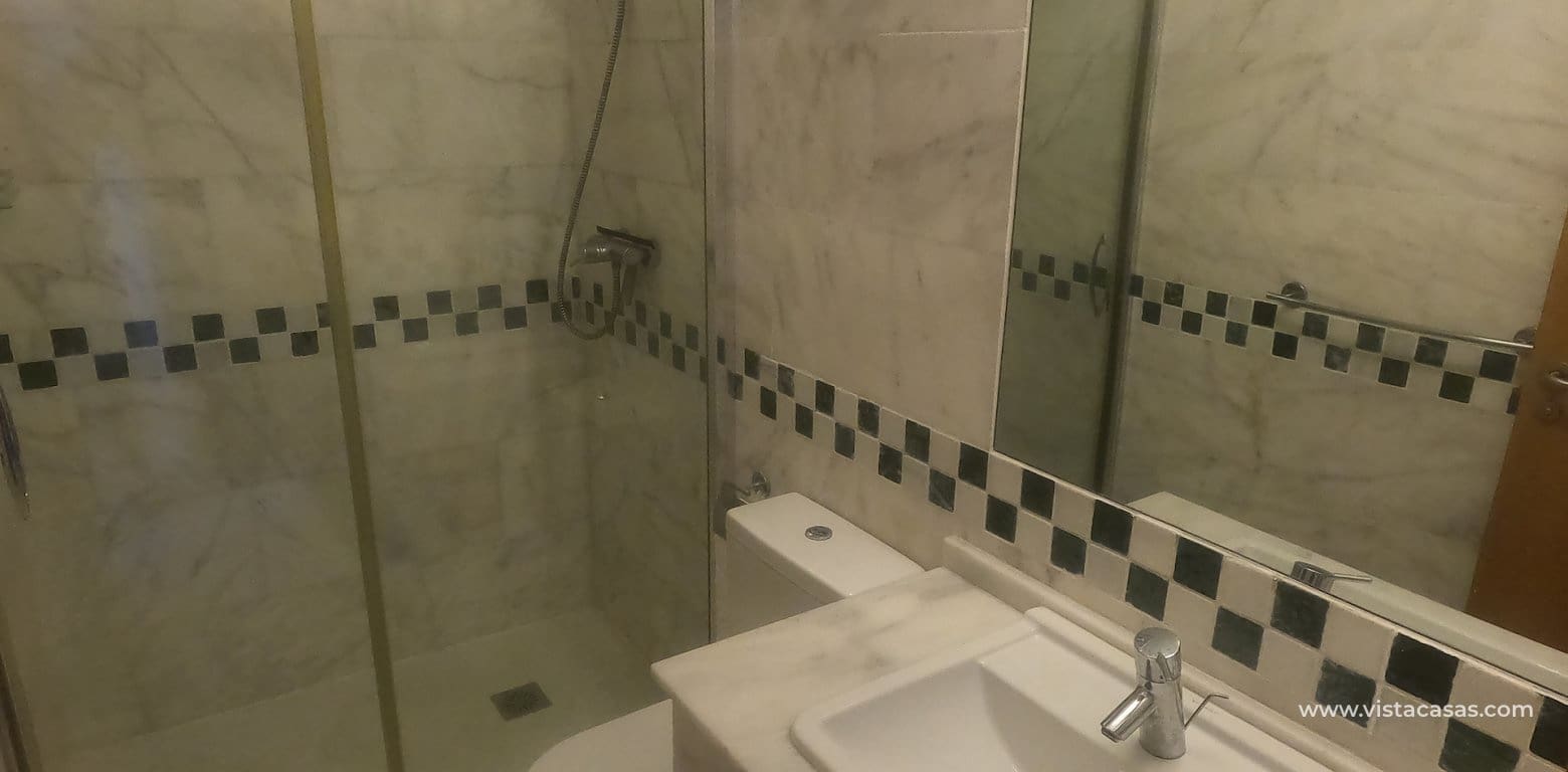 2 bedroom Bungalow for sale in Algorfa with pool - € 225,000 (Ref: 10166701)