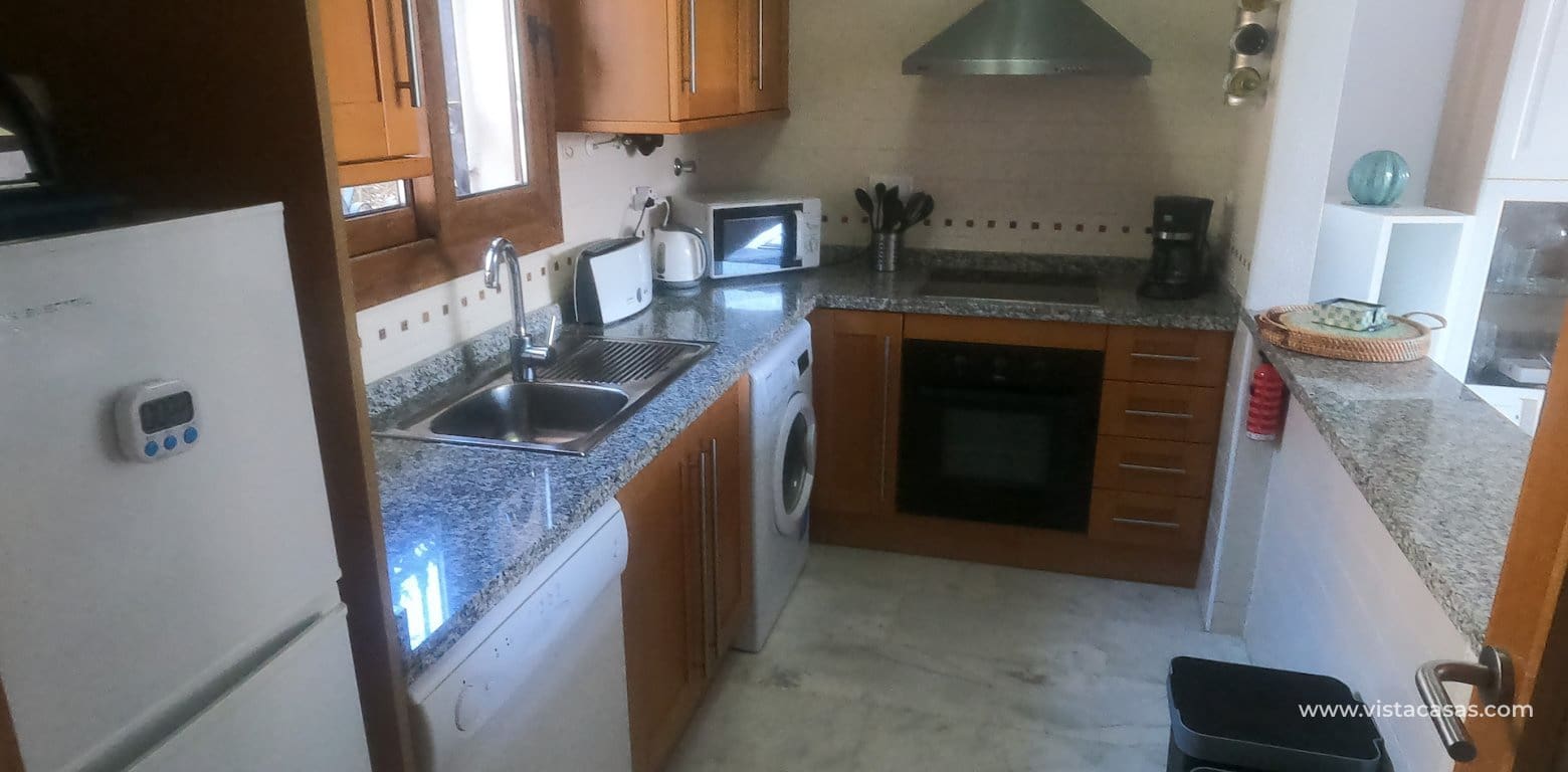 2 bedroom Bungalow for sale in Algorfa with pool - € 225,000 (Ref: 10166701)
