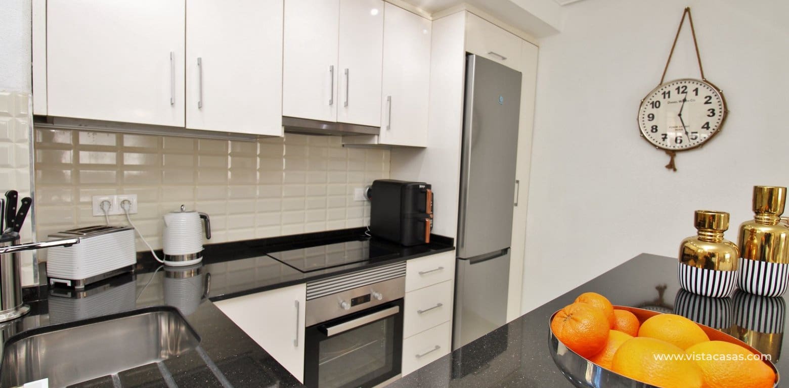 2 soverom Hus til salgs i Villamartin med svømmebasseng garasje - € 229 950 (Ref: 10169268)