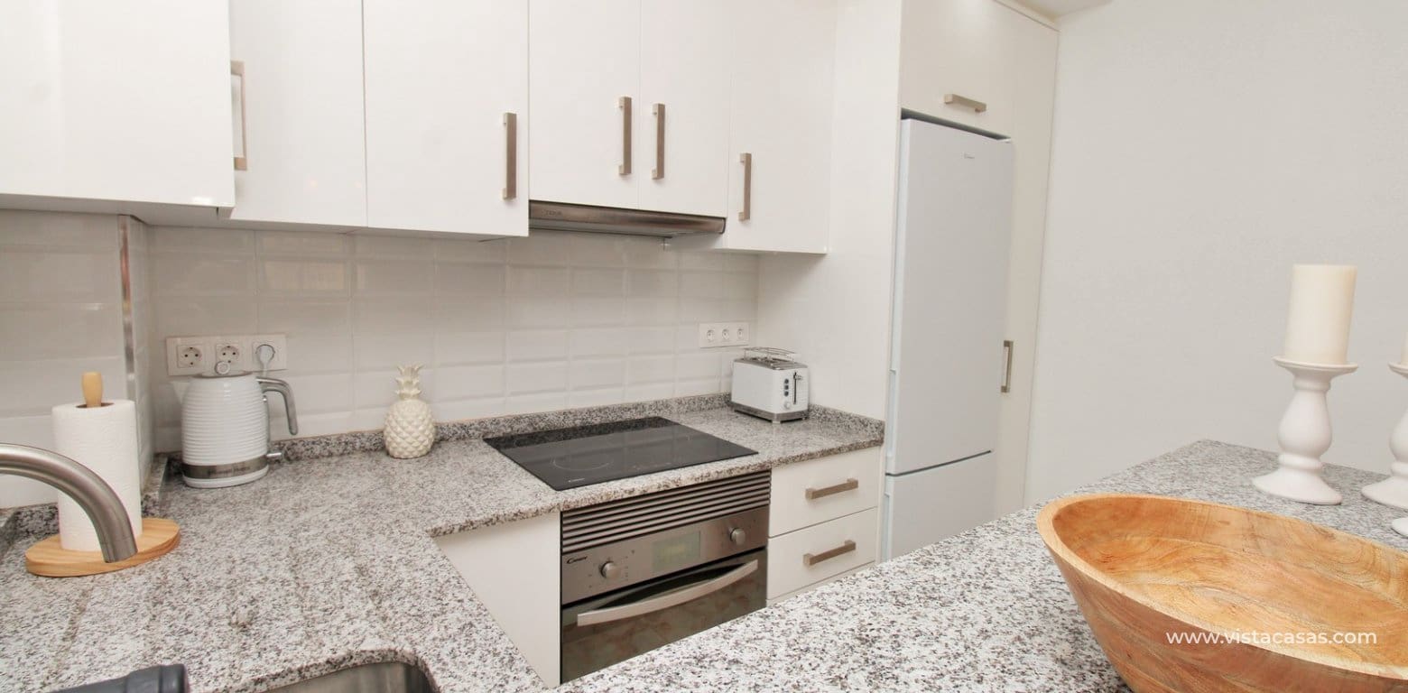 3 soverom Hus til salgs i Villamartin med svømmebasseng garasje - € 219 995 (Ref: 10170233)