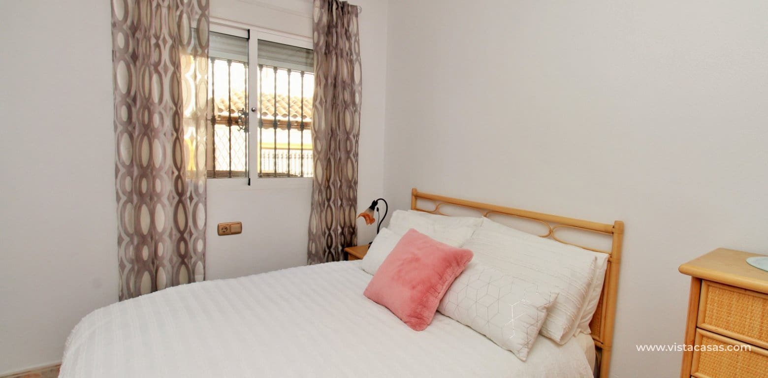 3 soverom Hus til salgs i Villamartin med svømmebasseng garasje - € 219 995 (Ref: 10170233)