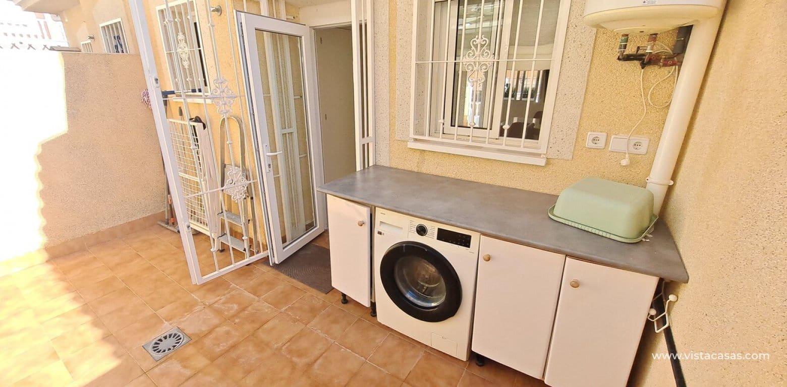 2 soveværelse Byhus til salg i Villamartin med swimmingpool garage - € 194.995 (Ref: 10172109)