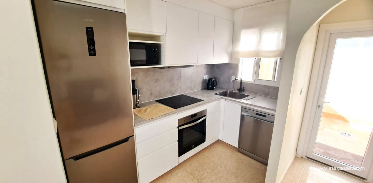 2 soveværelse Byhus til salg i Villamartin med swimmingpool garage - € 194.995 (Ref: 10172109)