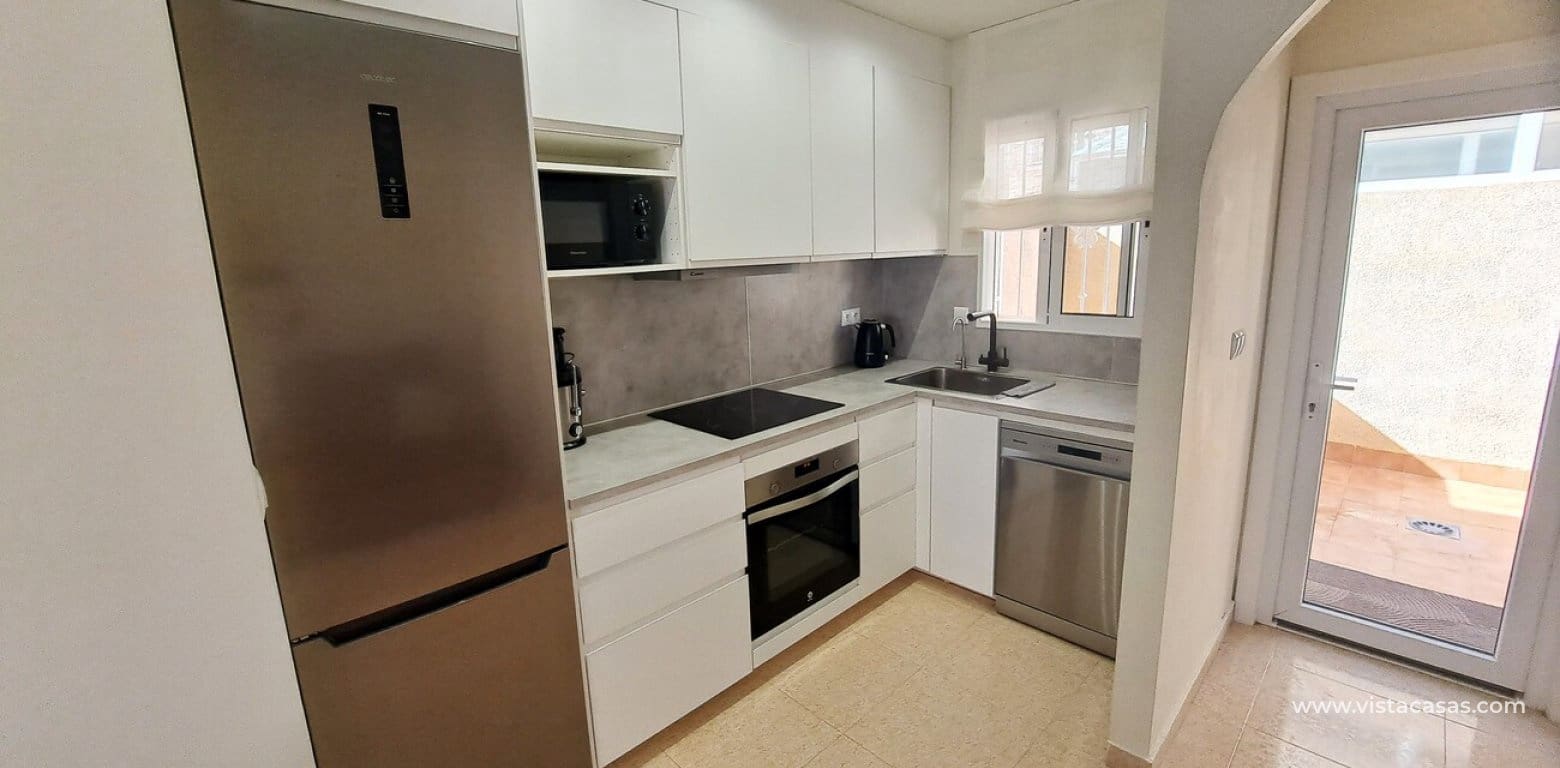 2 soveværelse Byhus til salg i Villamartin med swimmingpool garage - € 194.995 (Ref: 10172109)