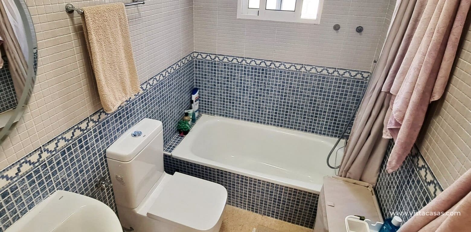 2 soveværelse Byhus til salg i Villamartin med swimmingpool garage - € 194.995 (Ref: 10172109)