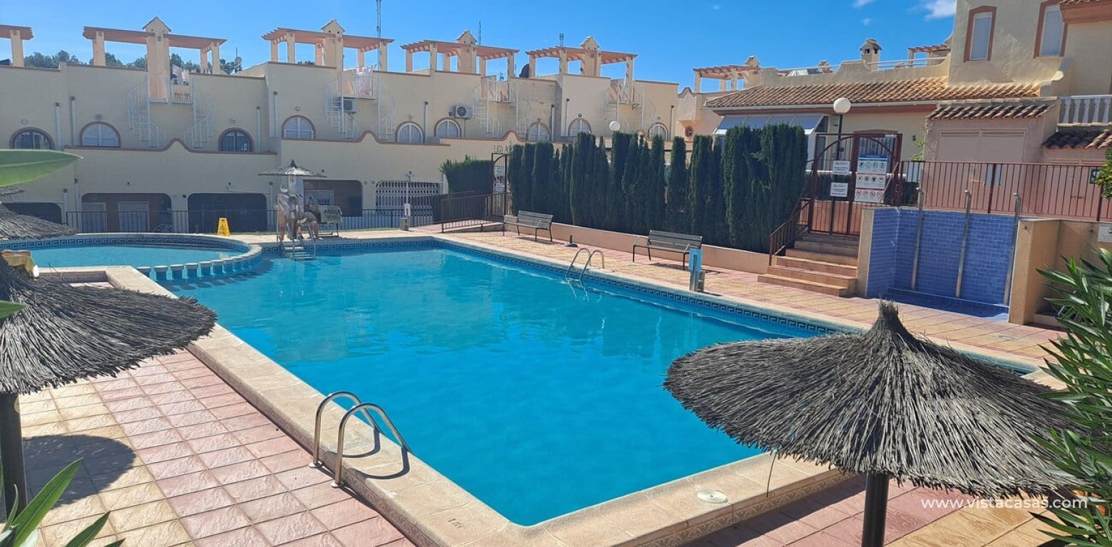 2 soveværelse Byhus til salg i Villamartin med swimmingpool garage - € 194.995 (Ref: 10172109)