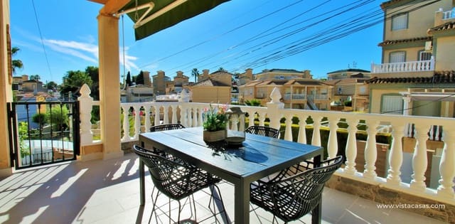 Casa de 3 habitaciones en Villamartin, Orihuela en venta - 189.995 € (Ref: 10172855)