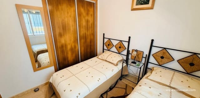 Chalet de 3 habitaciones en Los Montesinos en venta con garaje - 255.000 € (Ref: 10174180)