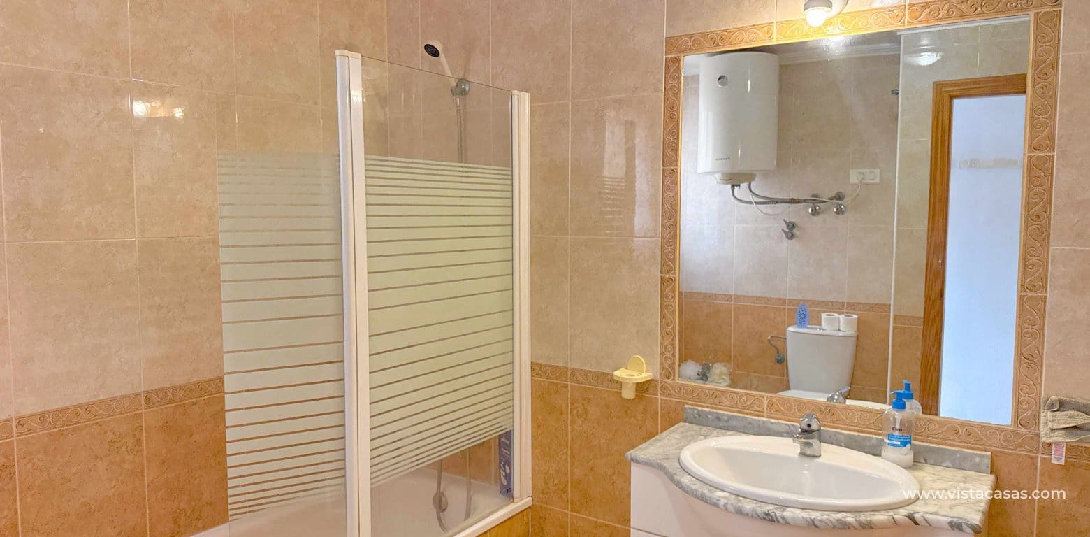 2 soverom Leilighet til salgs i Cabo Roig med svømmebasseng garasje - € 184 950 (Ref: 10174182)
