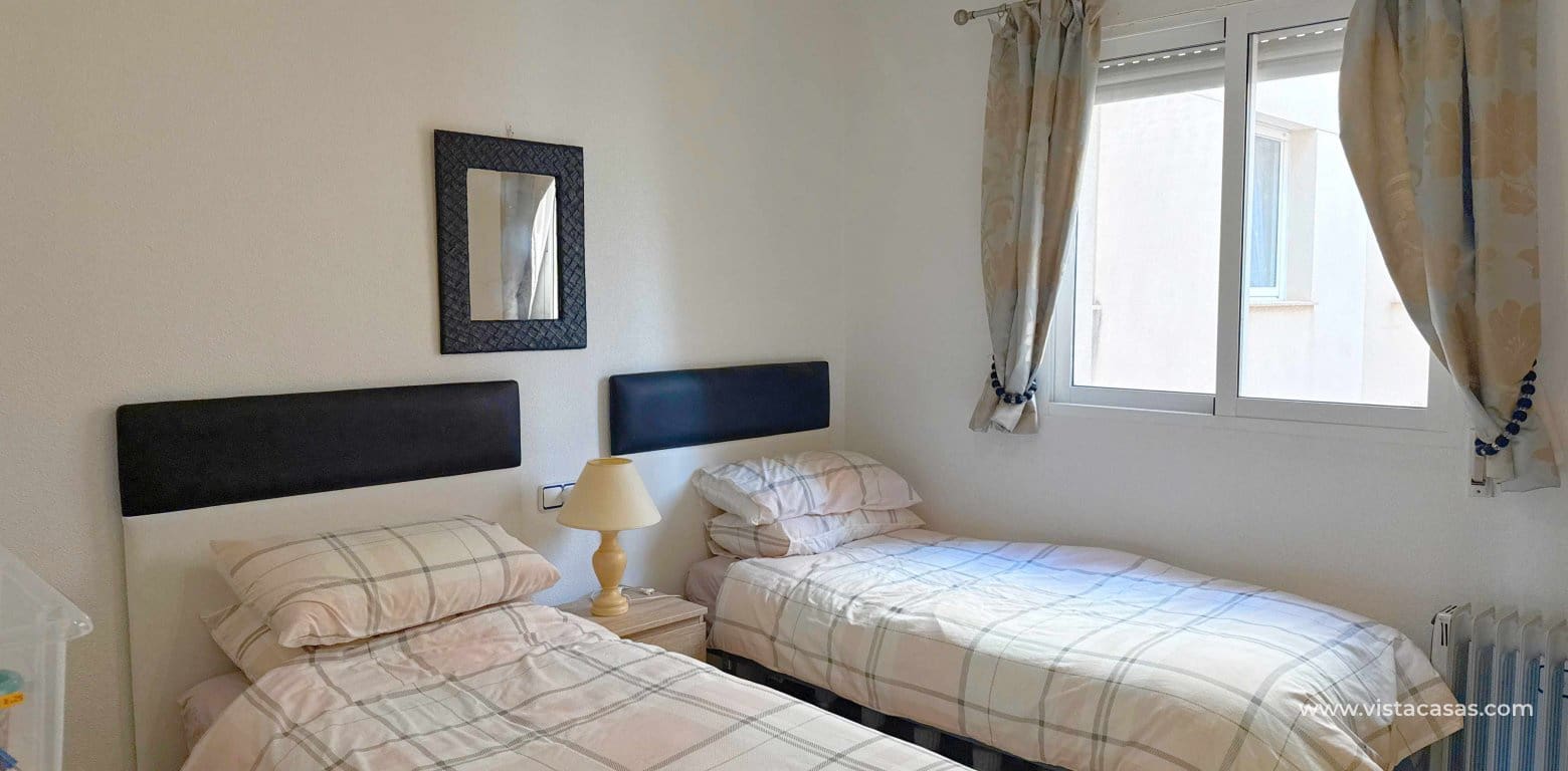 2 soverom Leilighet til salgs i Cabo Roig med svømmebasseng garasje - € 184 950 (Ref: 10174182)