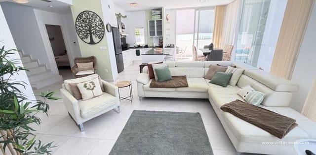 4 sovrum Villa till salu i Mil Palmeras, Pilar de la Horadada med pool garage - 629 900 € (Ref: 10174210)