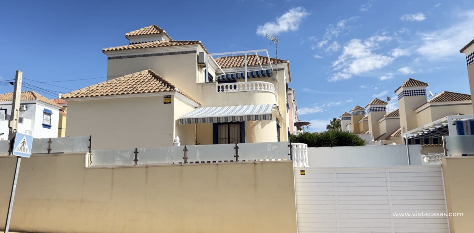 3 sypialnia Willa na sprzedaż w Villamartin z basenem garażem - 364 995 € (Ref: 10174211)