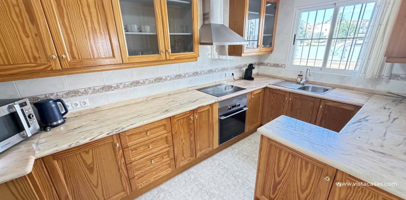 3 sypialnia Willa na sprzedaż w Villamartin z basenem garażem - 364 995 € (Ref: 10174211)