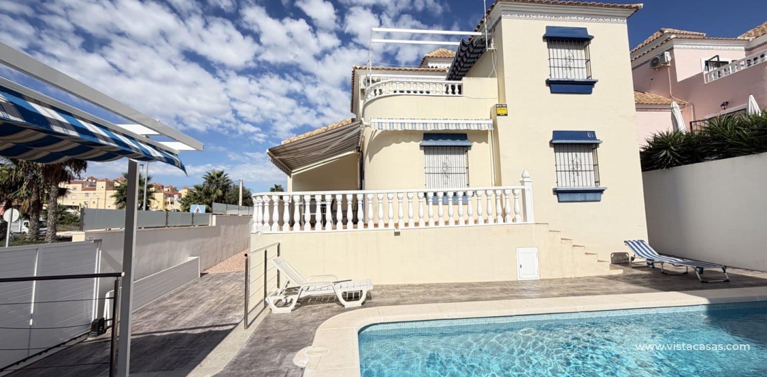3 sypialnia Willa na sprzedaż w Villamartin z basenem garażem - 364 995 € (Ref: 10174211)