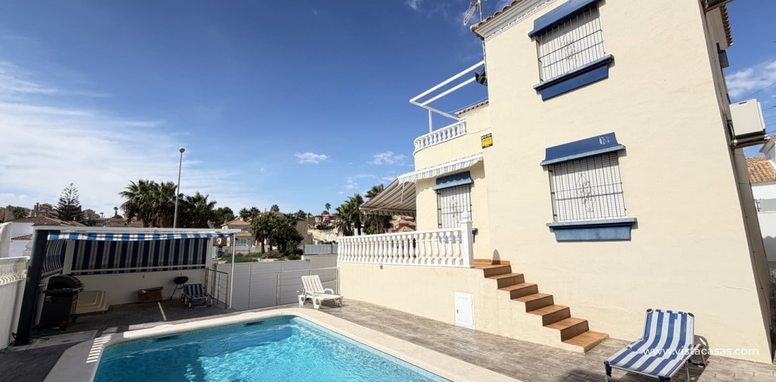 3 sypialnia Willa na sprzedaż w Villamartin z basenem garażem - 364 995 € (Ref: 10174211)