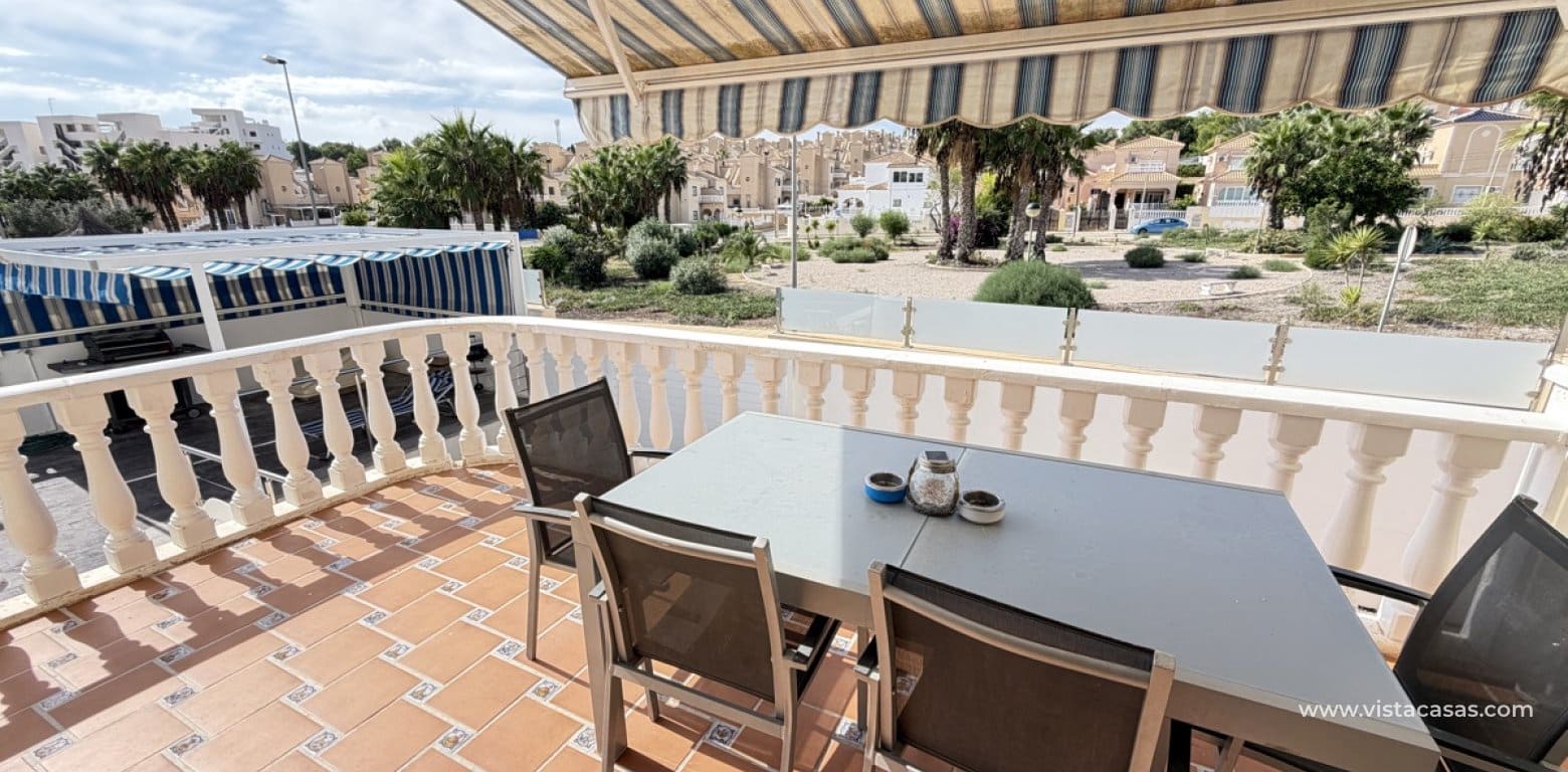 3 sypialnia Willa na sprzedaż w Villamartin z basenem garażem - 364 995 € (Ref: 10174211)
