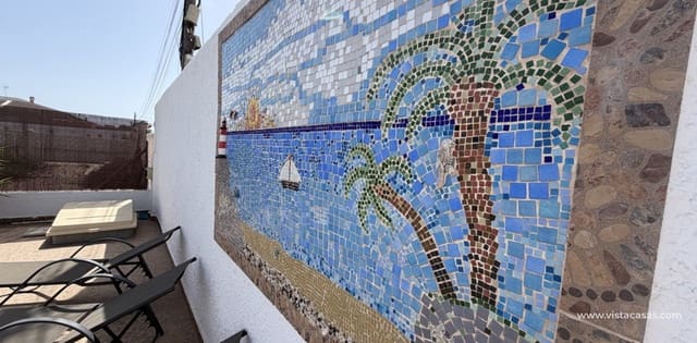 3 sypialnia Willa na sprzedaż w San Luis, Torrevieja z basenem garażem - 399 900 € (Ref: 10174214)