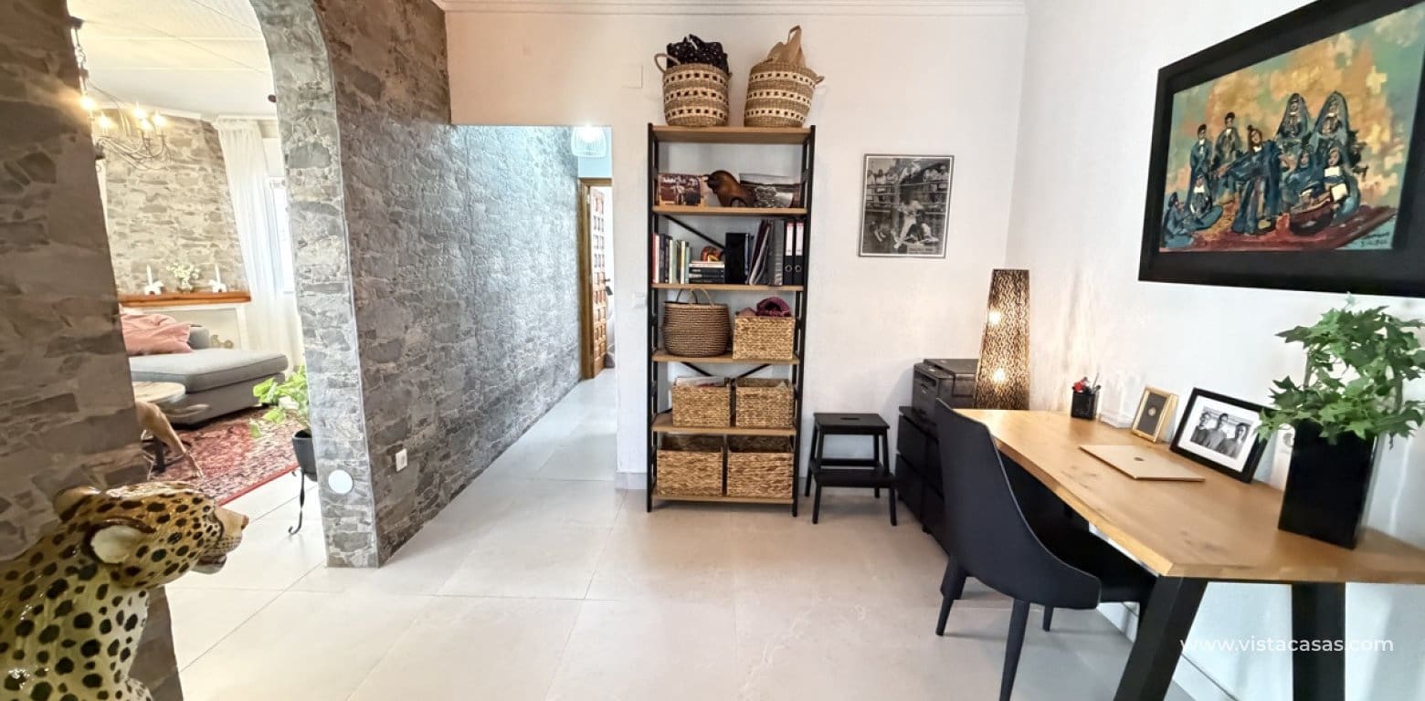 3 soveværelse Villa til salg i San Luis med swimmingpool garage - € 399.900 (Ref: 10174214)