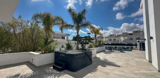 4 soverom Villa til salgs i Villamartin, Orihuela med svømmebasseng garasje - € 2 950 000 (Ref: 10174218)