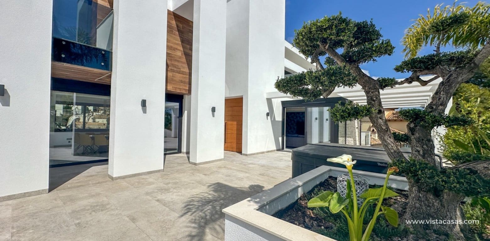 4 Zimmer Villa zu verkaufen in Villamartin mit Pool Garage - 2.950.000 € (Ref: 10174218)
