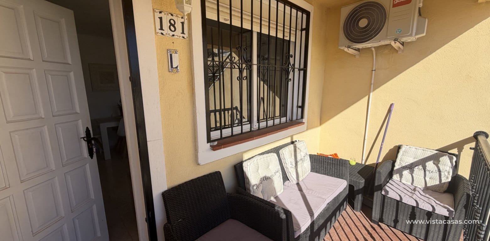 Apartamento de 2 habitaciones en Villamartin en venta con piscina - 164.995 € (Ref: 10174220)