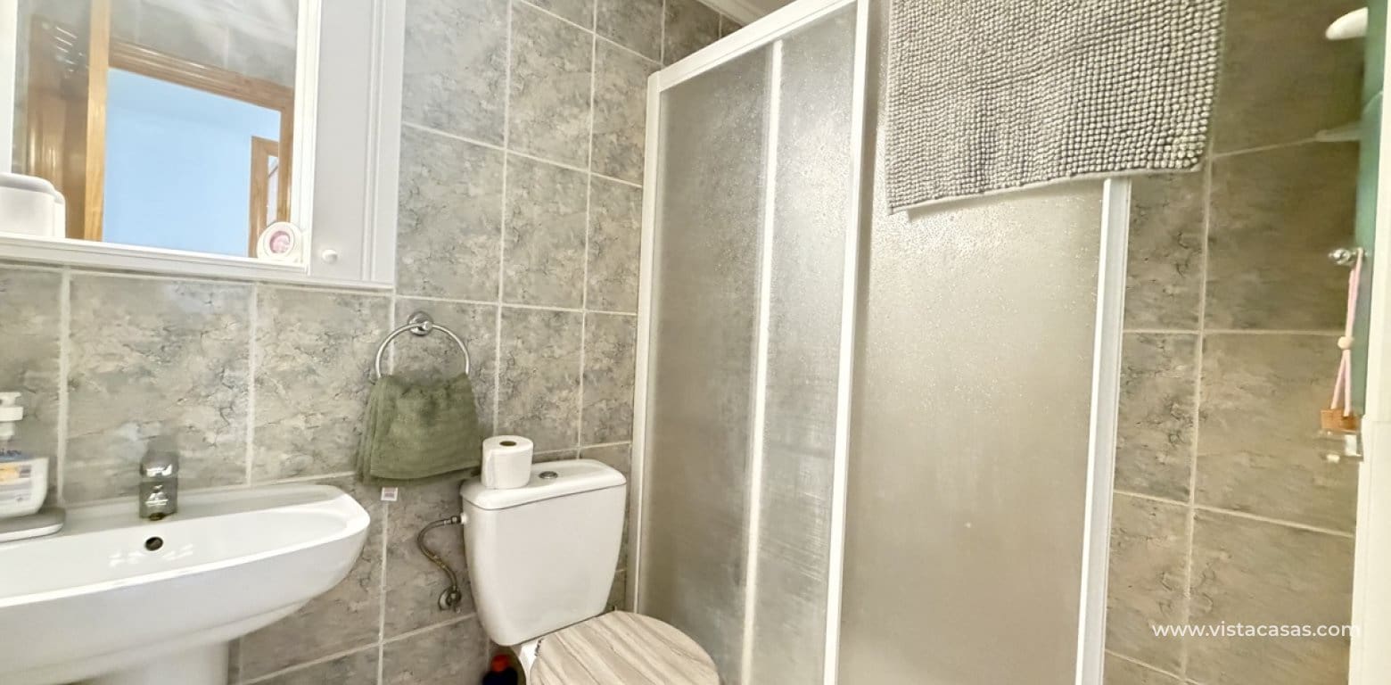 Apartamento de 2 habitaciones en Villamartin en venta con piscina - 164.995 € (Ref: 10174220)