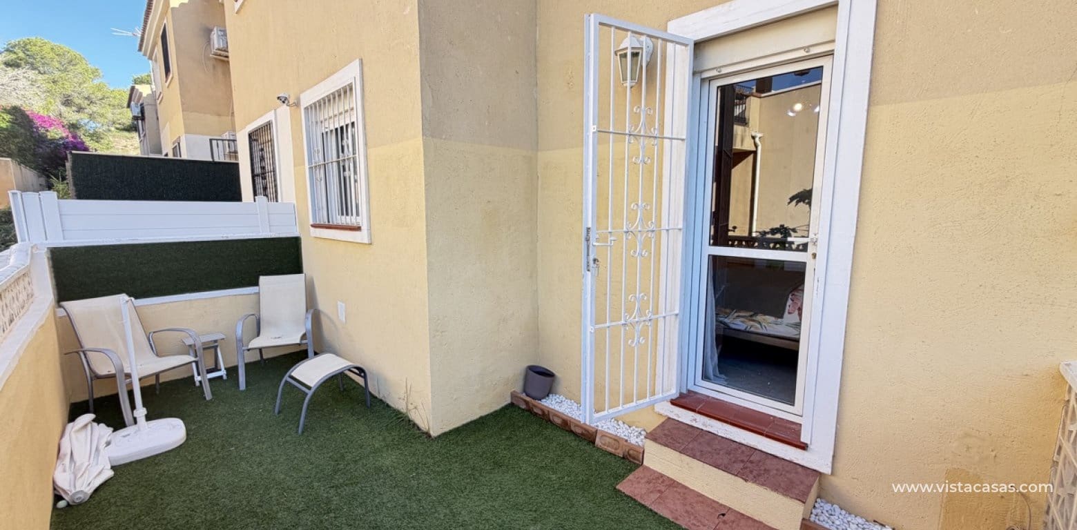 Apartamento de 2 habitaciones en Villamartin en venta con piscina - 164.995 € (Ref: 10174220)