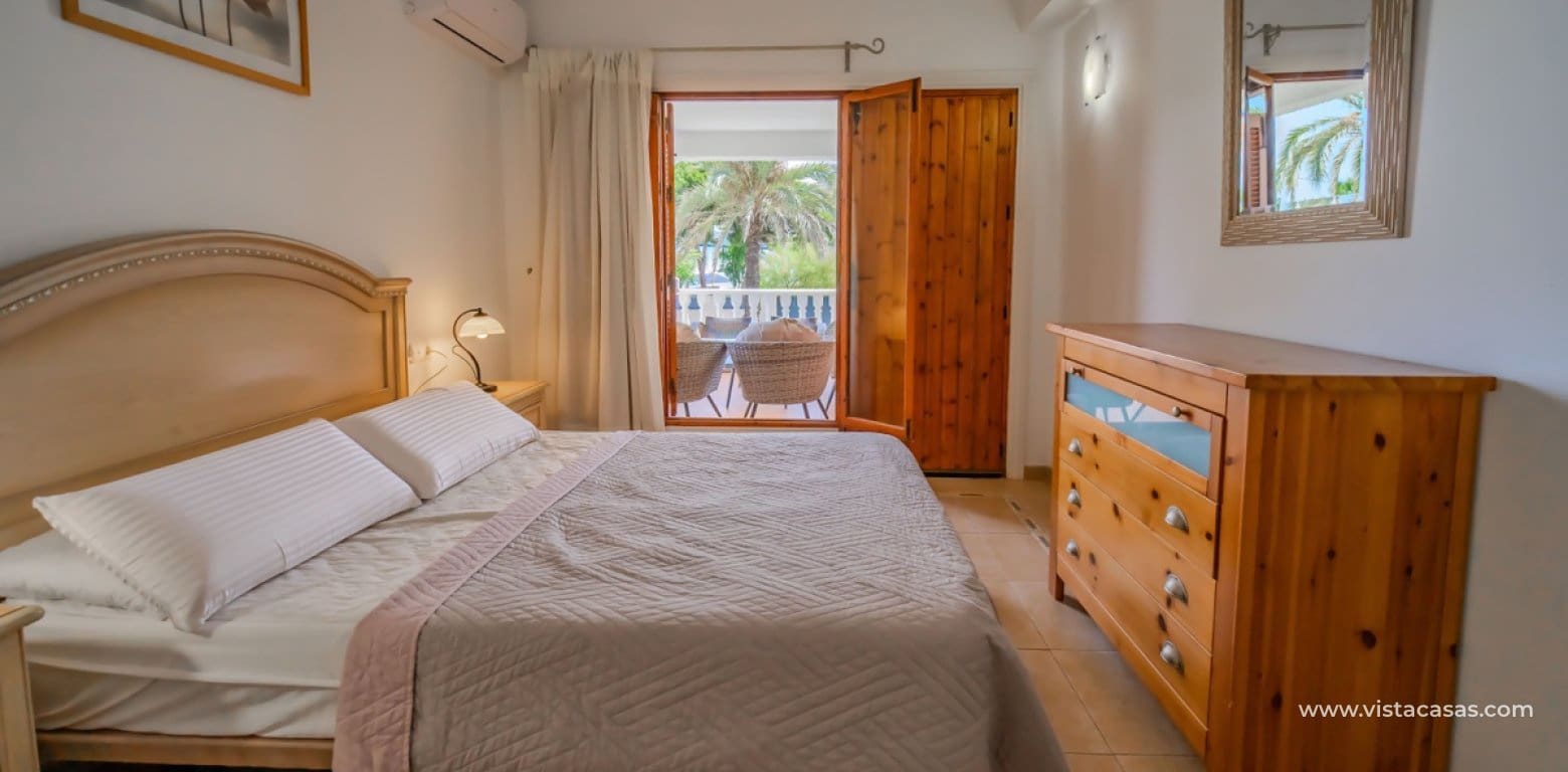 4 chambre Villa/Maison à vendre à Cabo Roig avec piscine garage - 2 500 000 € (Ref: 10174221)