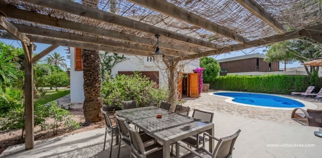 4 soveværelse Villa til salg i Cabo Roig, Orihuela med swimmingpool garage - € 2.500.000 (Ref: 10174221)