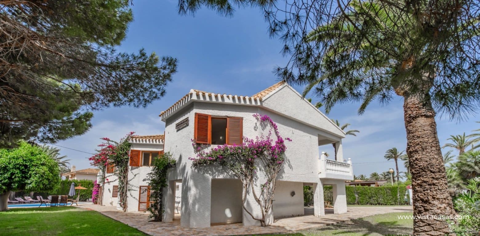 4 chambre Villa/Maison à vendre à Cabo Roig avec piscine garage - 2 500 000 € (Ref: 10174221)