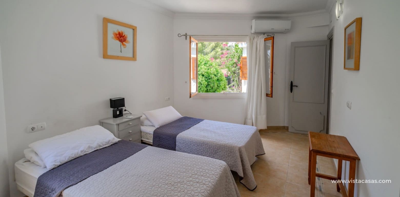 4 chambre Villa/Maison à vendre à Cabo Roig avec piscine garage - 2 500 000 € (Ref: 10174221)