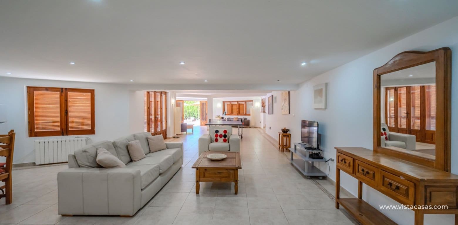 4 chambre Villa/Maison à vendre à Cabo Roig avec piscine garage - 2 500 000 € (Ref: 10174221)