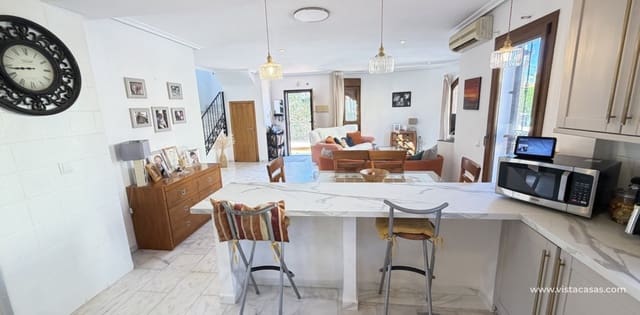 4 makuuhuone Huvila myytävänä paikassa Algorfa mukana uima-altaan - 449 955 € (Ref: 10174227)