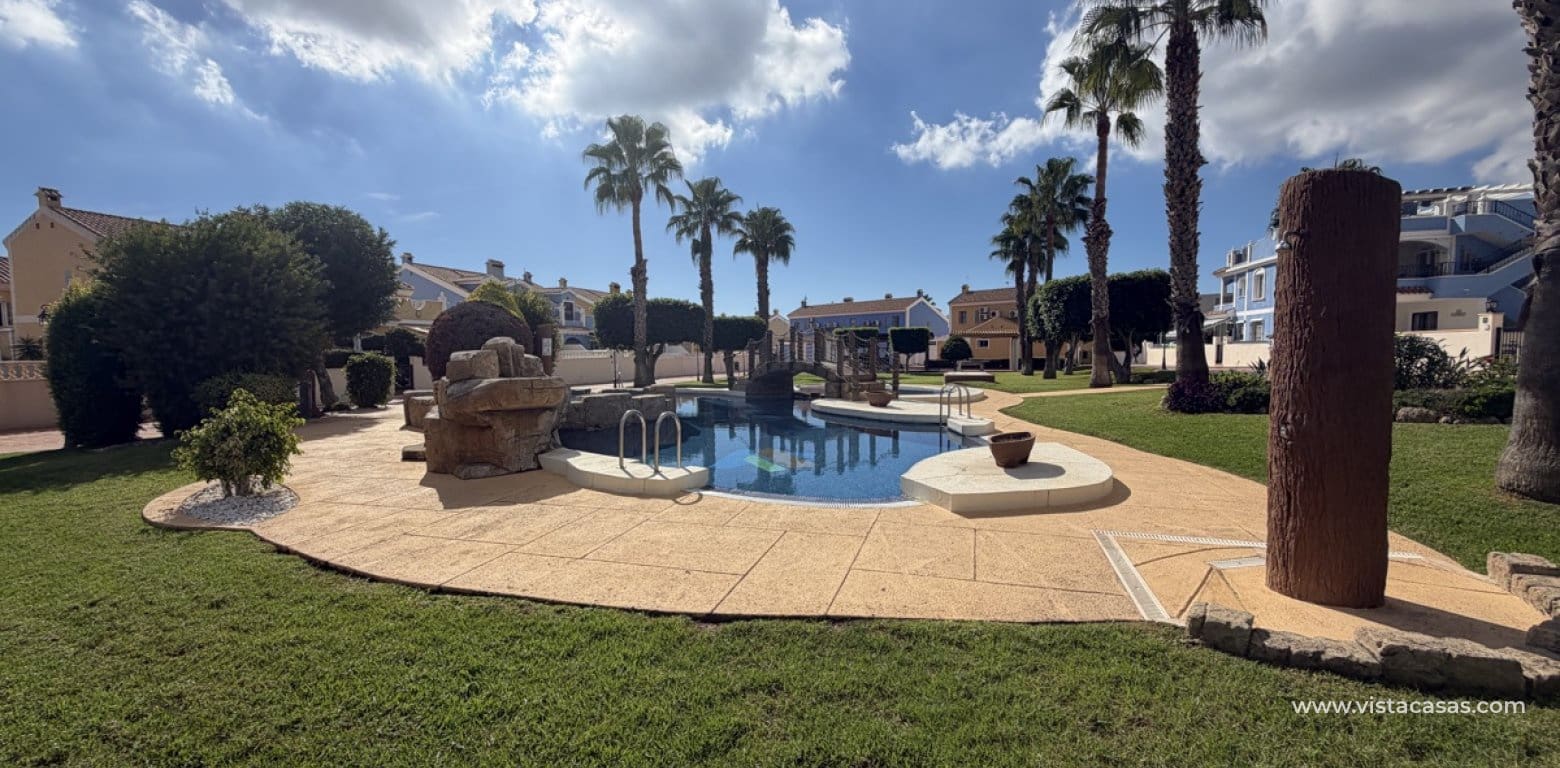 2 soverom Leilighet til salgs i Cabo Roig med svømmebasseng - € 205 000 (Ref: 10174228)