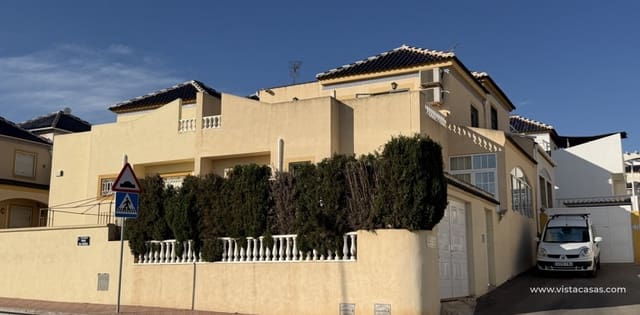 3 soveværelse Byhus til salg i Los Balcones med swimmingpool - € 229.995 (Ref: 10175473)