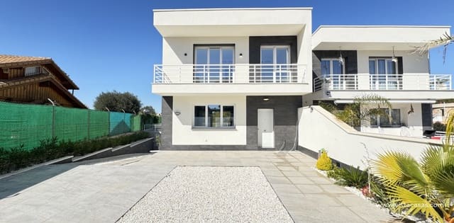 4 makuuhuone Huvila myytävänä paikassa Los Balcones - 599 000 € (Ref: 8223326)