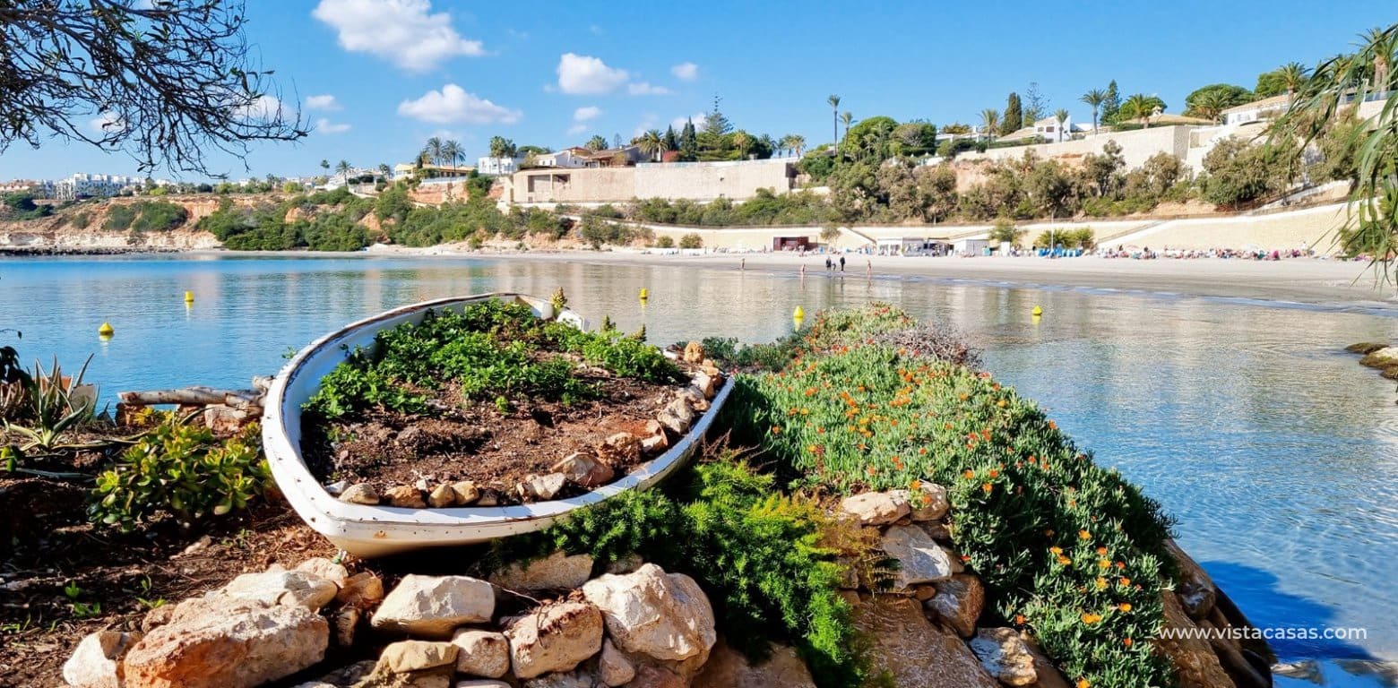 3 makuuhuone Huoneisto myytävänä paikassa Cabo Roig mukana uima-altaan - 399 950 € (Ref: 8550457)