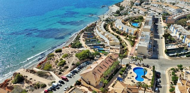 Apartamento de 3 habitaciones en Cabo Roig, Orihuela en venta con piscina - 399.950 € (Ref: 8550457)