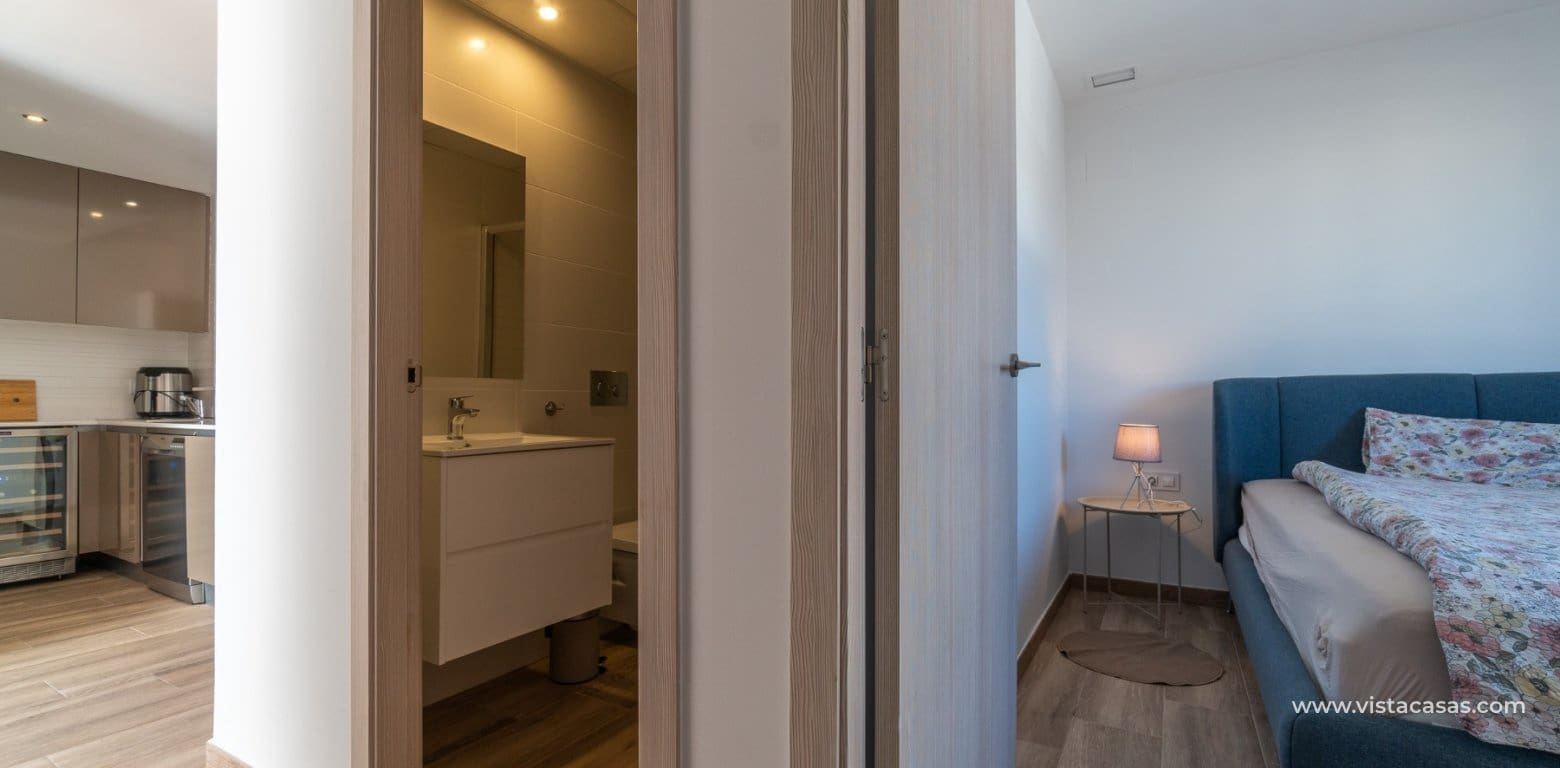 Apartamento de 3 habitaciones en Villamartin en venta - 399.000 € (Ref: 8565769)