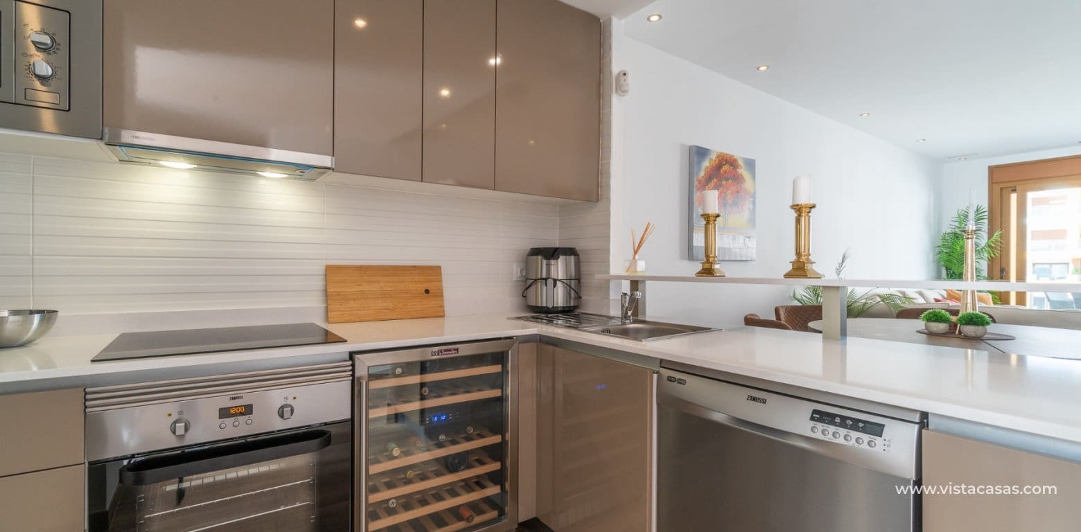 Apartamento de 3 habitaciones en Villamartin en venta - 399.000 € (Ref: 8565769)