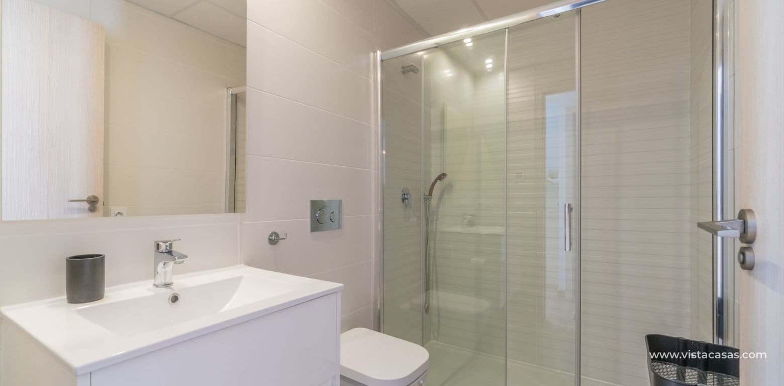 Apartamento de 3 habitaciones en Villamartin en venta - 399.000 € (Ref: 8565769)